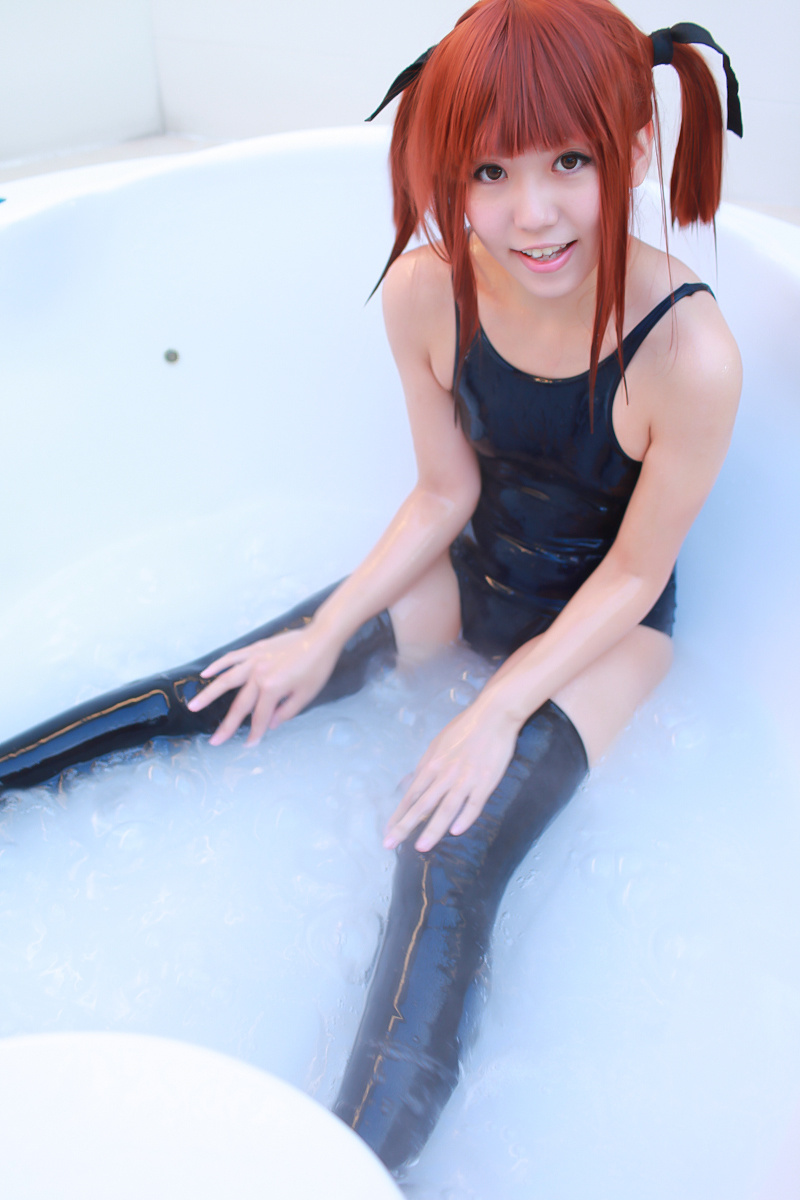 [Cosplay] Hot Maho Shojo Lyrical Nanoha 女优制服